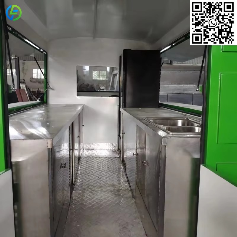 Cuisine mobile entièrement équ - Street Food Snacks avis et prix